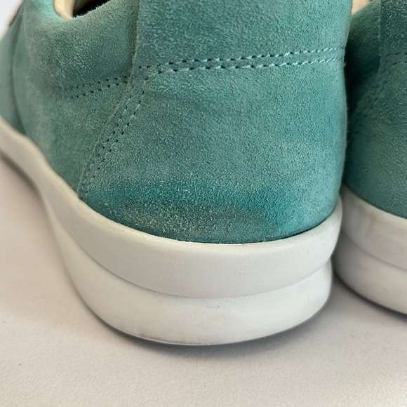 Savalé Men’s Harmann Light Blue Suede Sneaker Size 8.5 - Picture 9 of 10